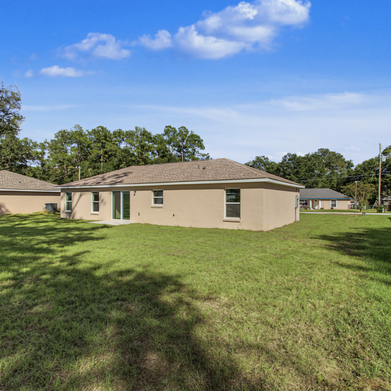 5744 NW 61st Ave, Ocala, FL 34482