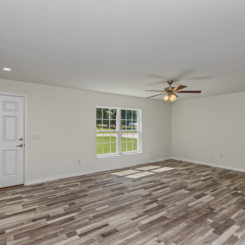 5744 NW 61st Ave, Ocala, FL 34482