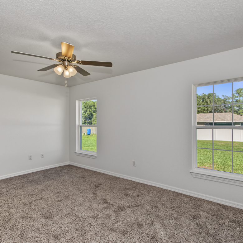 5744 NW 61st Ave, Ocala, FL 34482