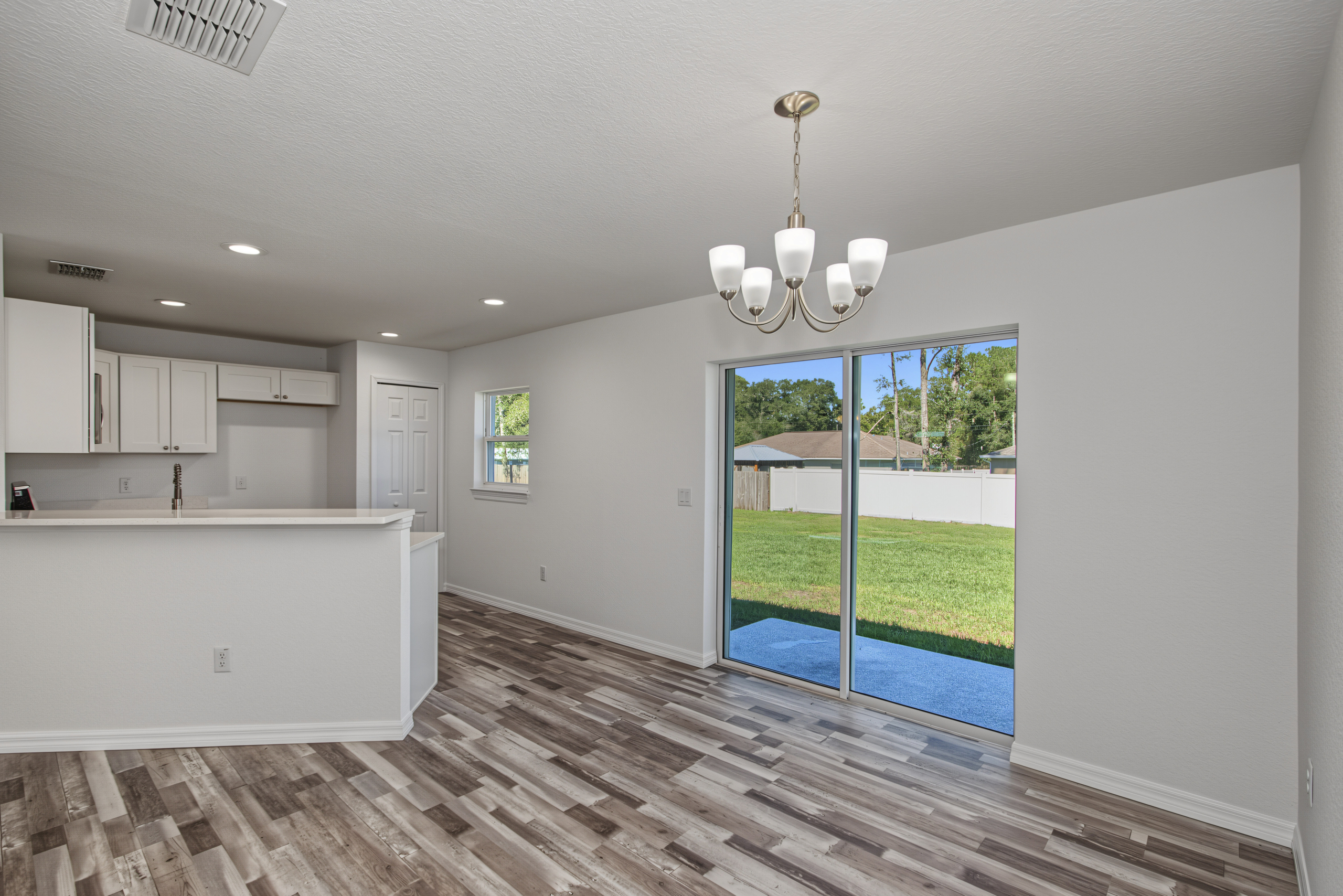 5744 NW 61st Ave, Ocala, FL 34482