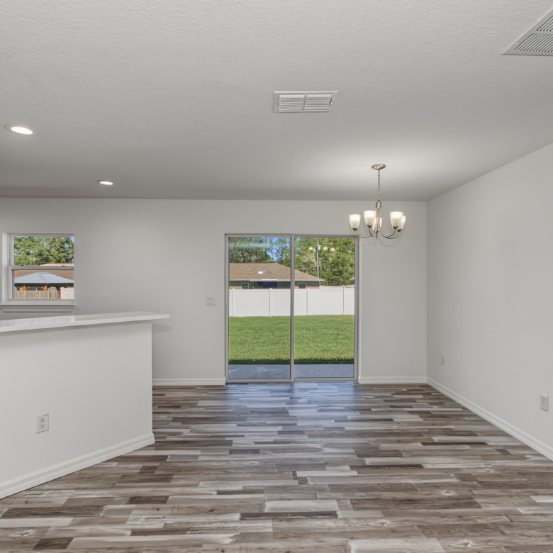 5744 NW 61st Ave, Ocala, FL 34482
