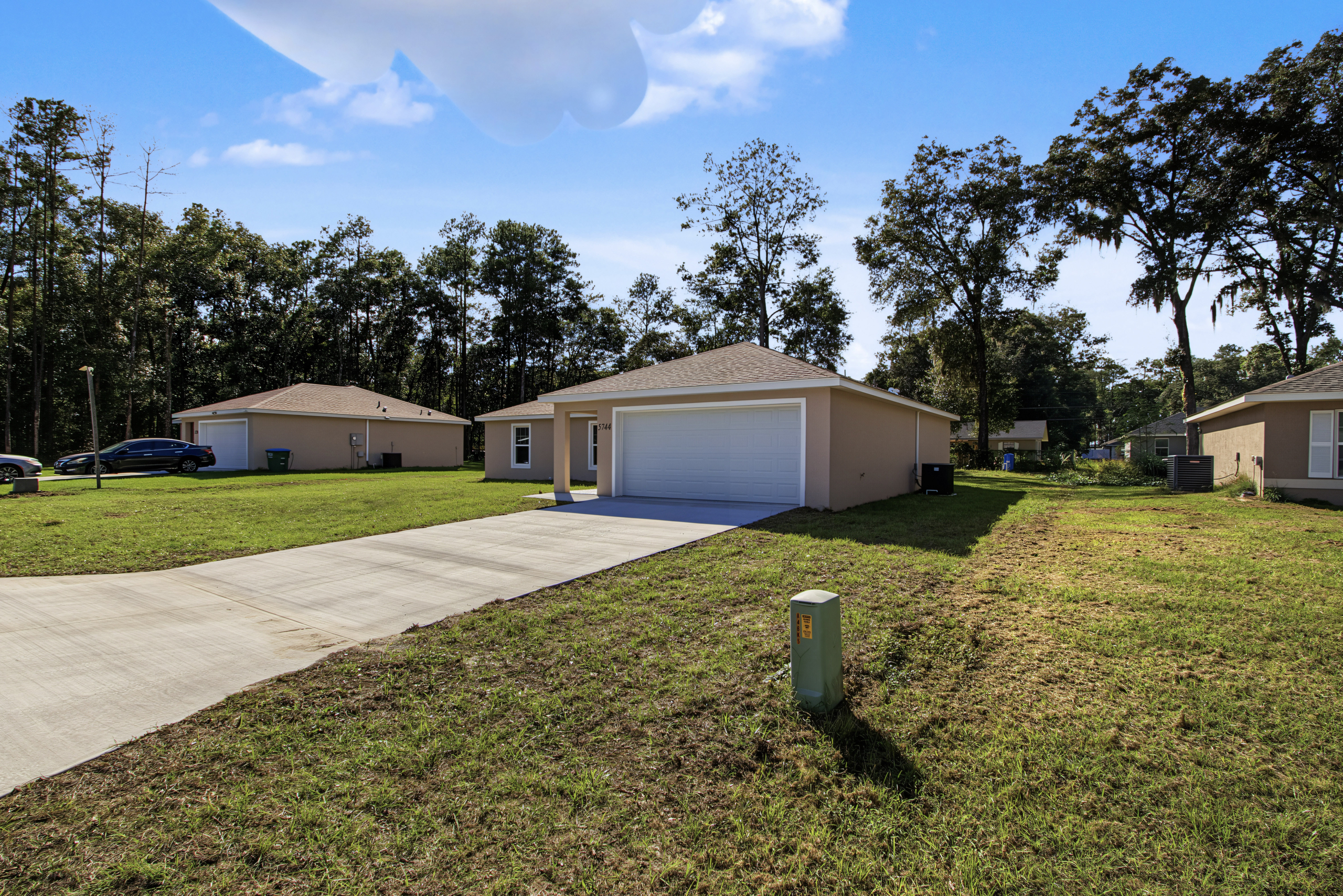5744 NW 61st Ave, Ocala, FL 34482