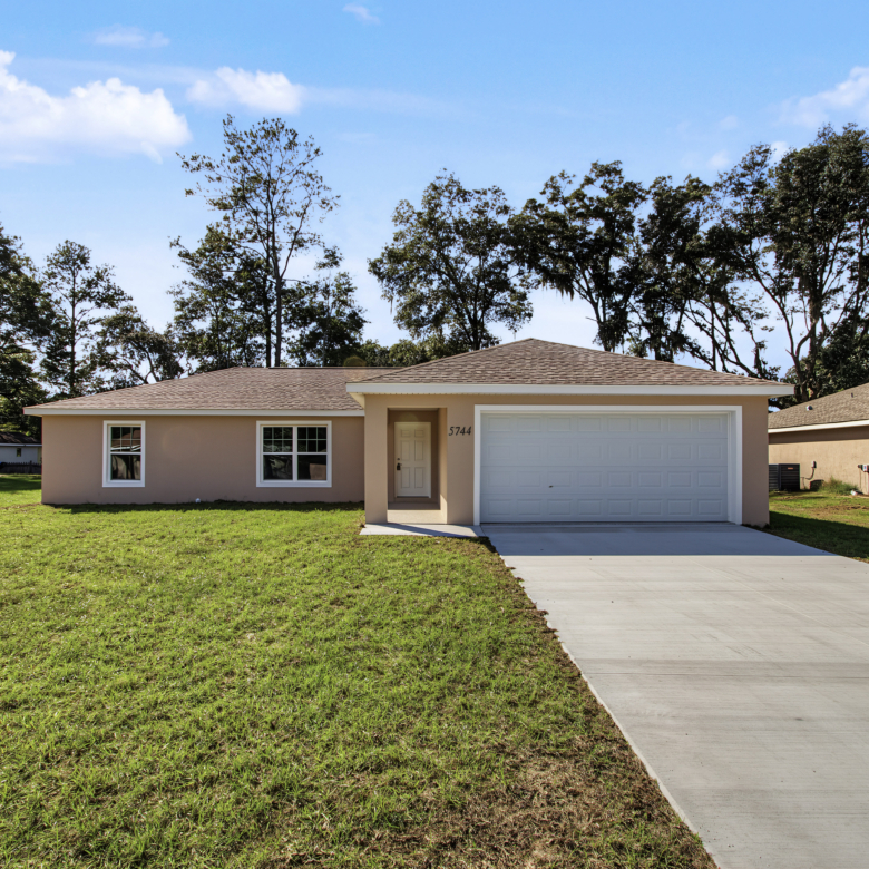 5744 NW 61st Ave, Ocala, FL 34482