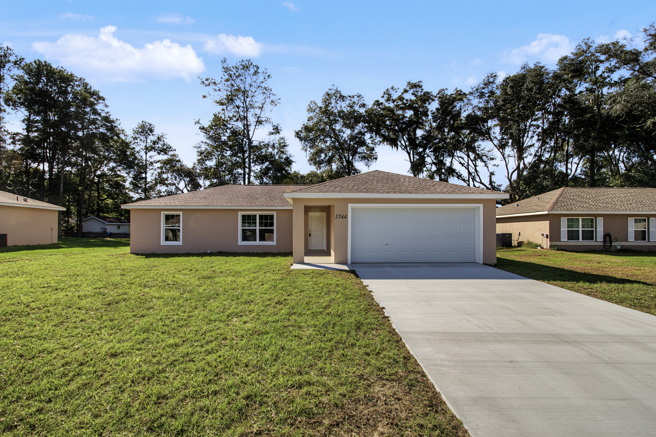 5744 NW 61st Ave, Ocala, FL 34482