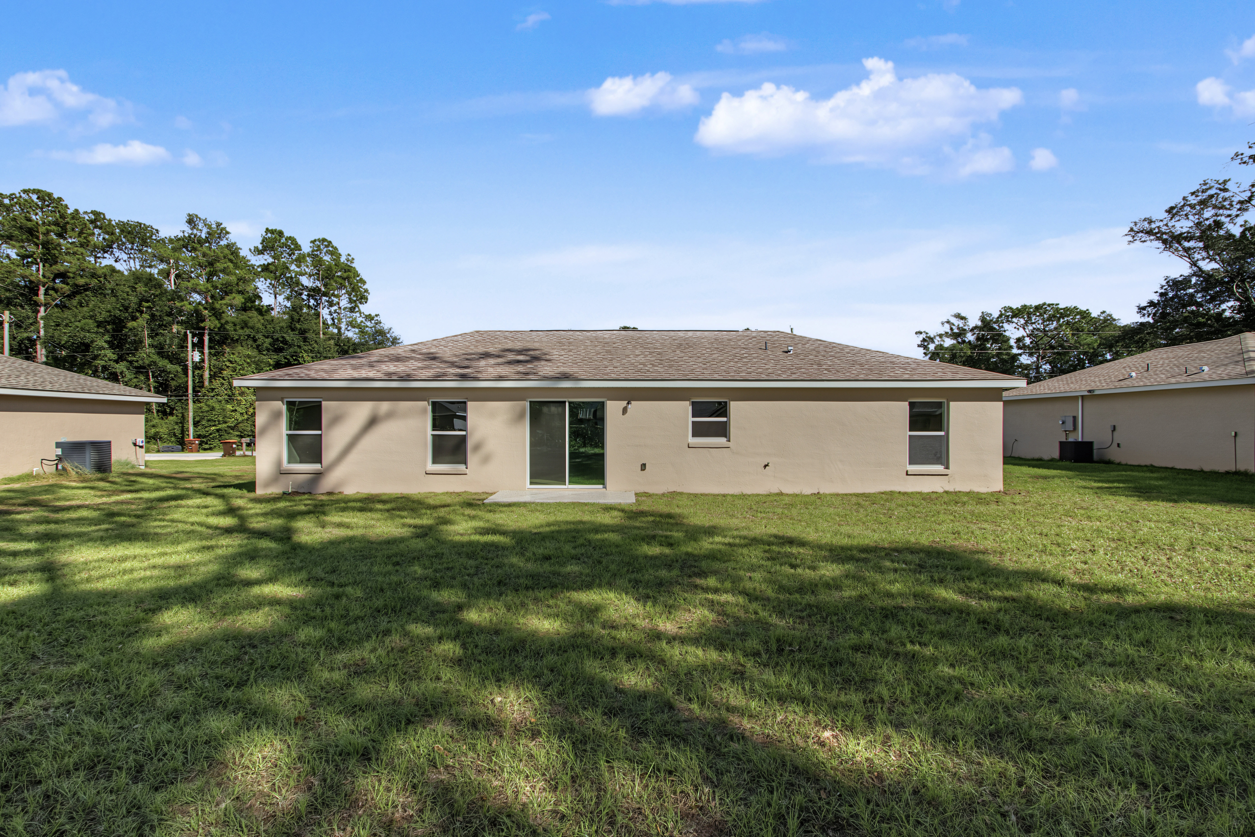 5744 NW 61st Ave, Ocala, FL 34482