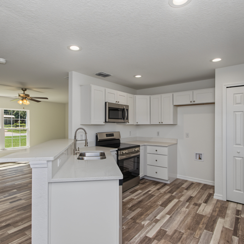 5744 NW 61st Ave, Ocala, FL 34482