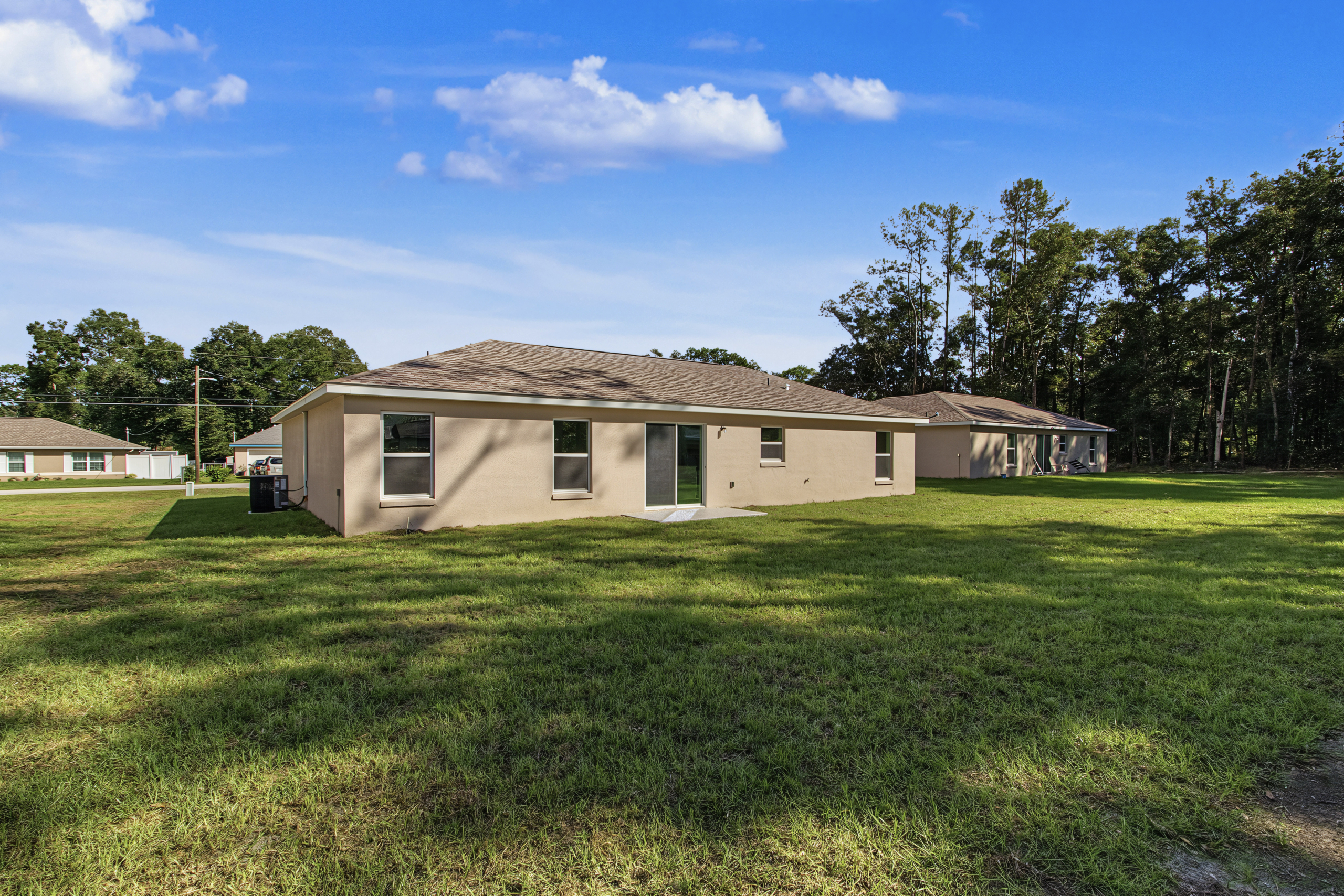 5744 NW 61st Ave, Ocala, FL 34482