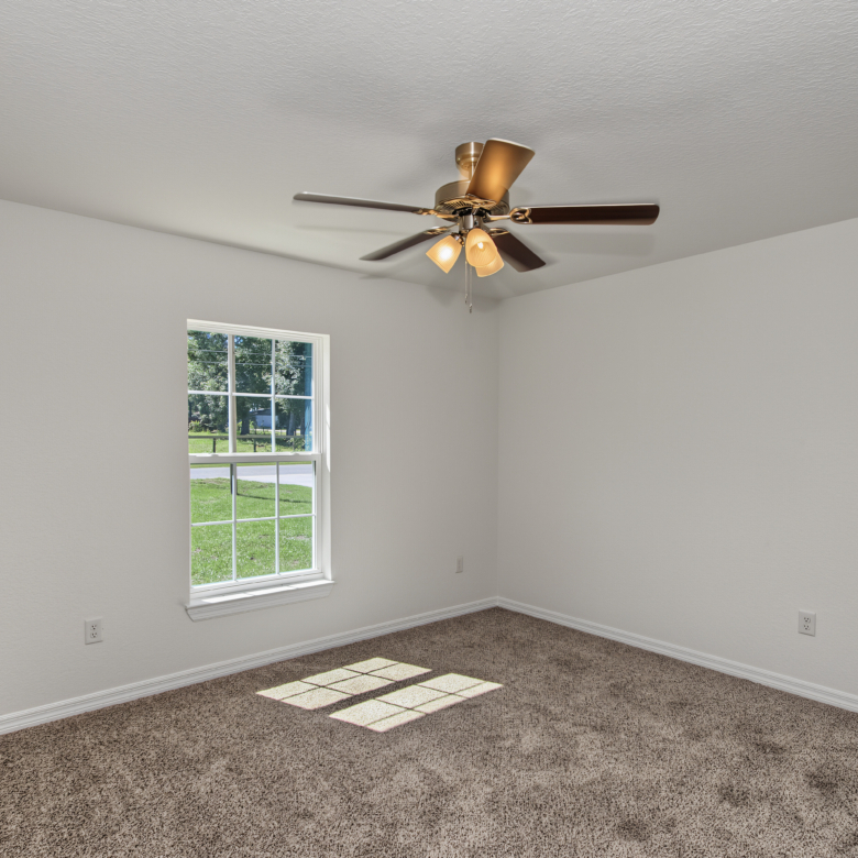 5744 NW 61st Ave, Ocala, FL 34482